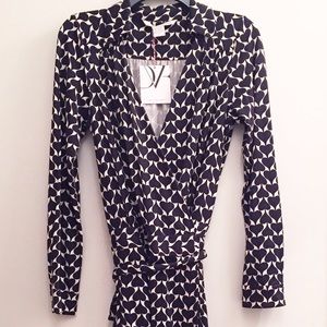 🔴 Sold on eBay - DVF Wrap Dress